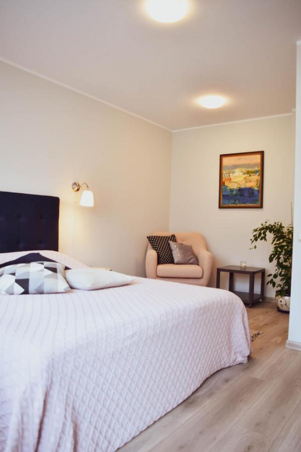 Central Park Apartment בריסטונאס מראה חיצוני תמונה